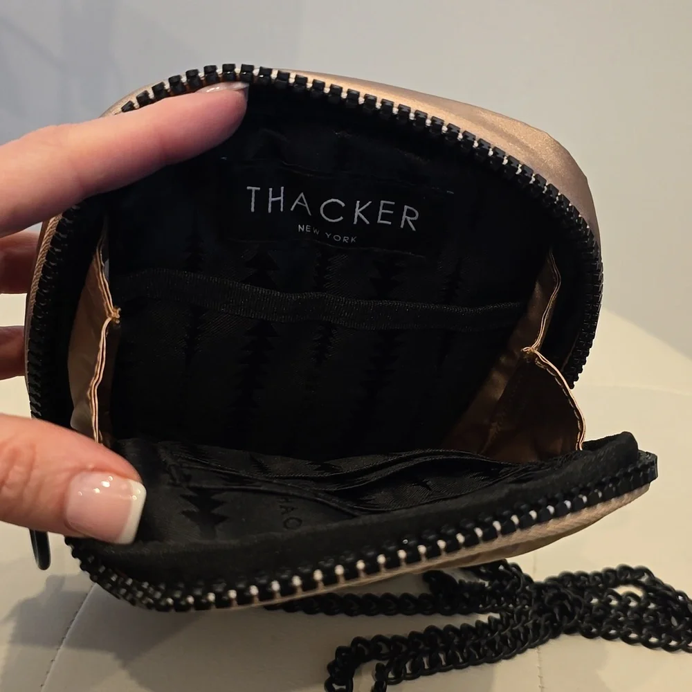 Thacker Puffer rose gold metallic Crossbody Phone Purse Case Black Chain New NYC - Picture 6 of 12